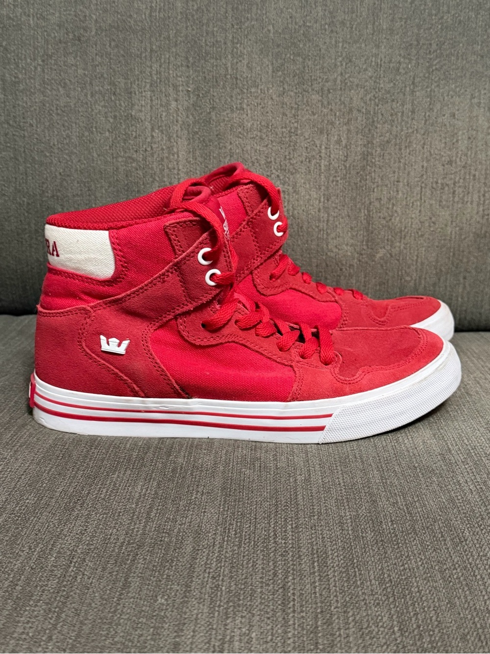 Supra Vaider Formula One Red White Double Stripe High Top Shoes Men’s 7.5